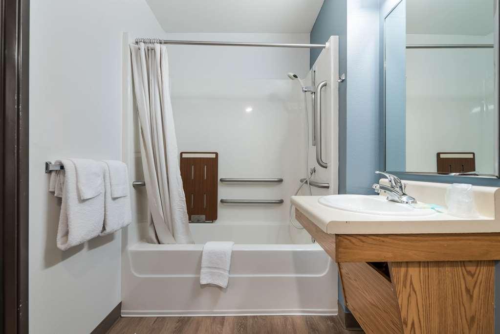 Extended Stay America Select Suites - Orlando - East Exterior photo
